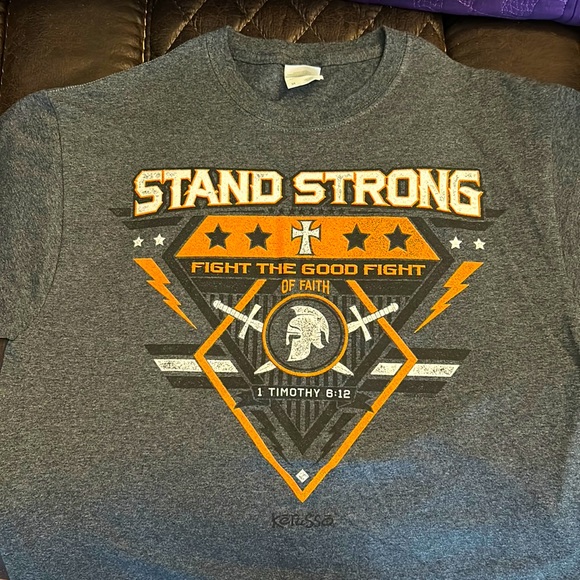 Fruit of the Loom Other - NWOT medium Stand Strong Fight The Good Fight of Faith graphic t-shirt